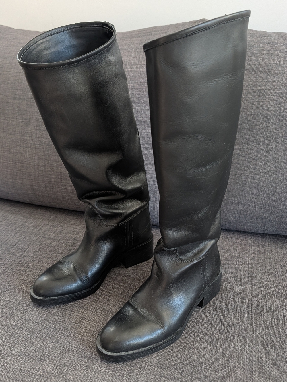 Zara Classic Black Boots